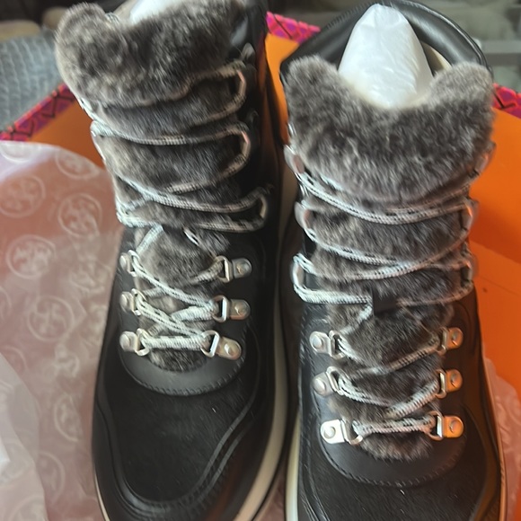 Tory Burch Gemini platform hiking boots NWB 9.5 - Picture 7 of 8